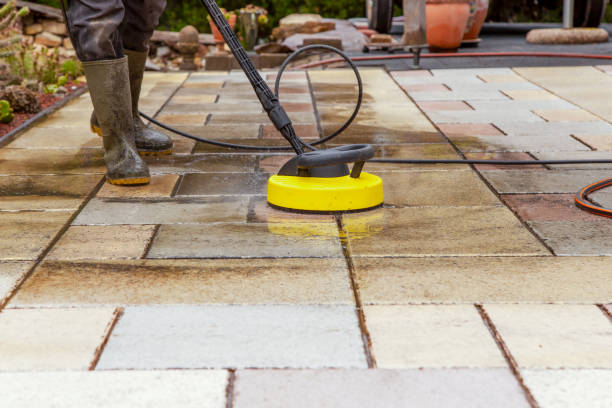 Best Gutter Cleaning  in Acushnet Center, MA